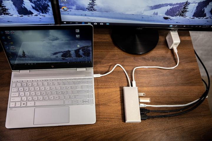 Produktbild j5Create Mini JCD381 (USB-C, 5 Ports)