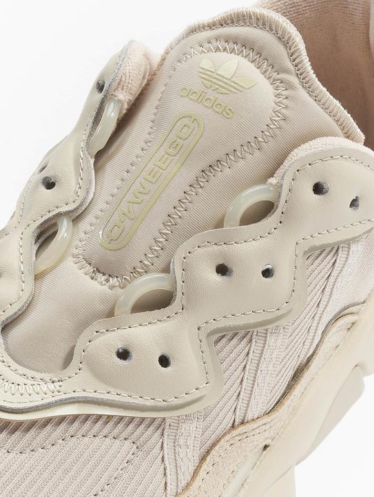 Produktbild adidas Ozweego (46)