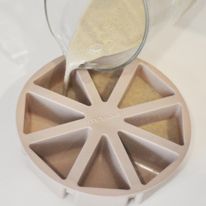 Produktbild Minikoioi Slices – Bubble Beige – Silikon-Kuchenform