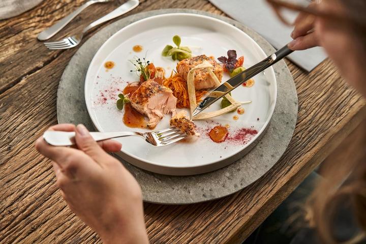 Produktbild Zwilling Besteck GREENWICH teilmattiert 68 teilig - nachhaltiger Besteckkarton (68 Stk., Besteck Set)