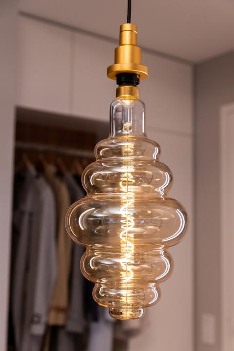 Actual product image Osram Vintage 1906 (E27, 4.80 W, 360 lm, 1 x, G)