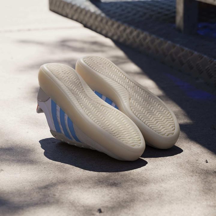 Produktbild Adidas Barreda Decode (44)