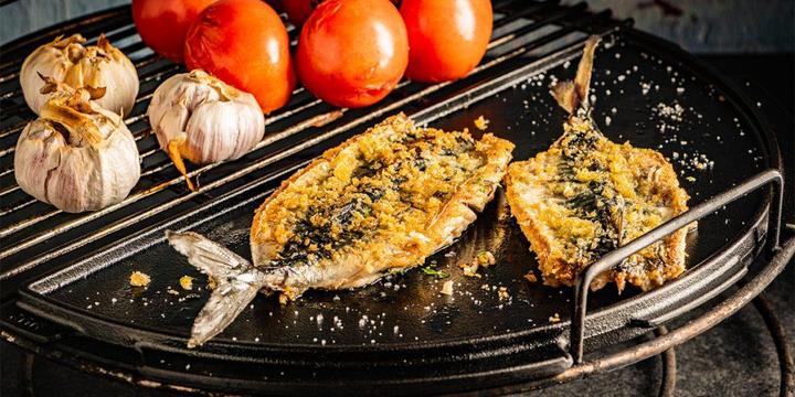 Produktbild Big Green Egg Halbrunde Grillplatte aus Gusseisen 2XL, XL