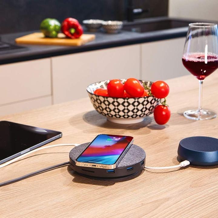 Produktbild Aiino 11-in-1 Multi-Port-Adapter mit QI Wireless Charging, USB 3.0, VGA, HDMI 4K, Ethernet, SD-Reader (USB-C, 11 Ports)