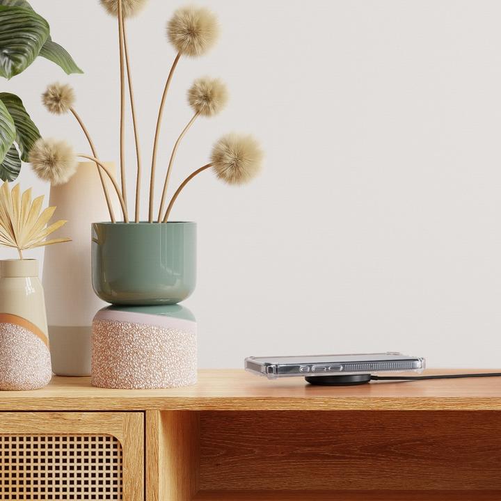 Actual product image Hama Induction charger 2500 mA Qi2 00201725 Outputs Induction charging standard (15 W)