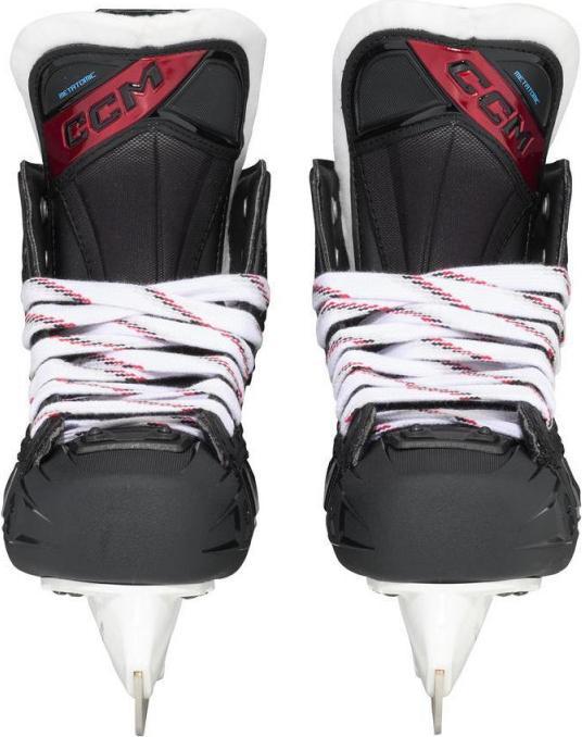 Actual product image CCM JetSpeed FT680 JR hockey skates (REGULAR, JR-INT 2.5 - 35.5) (16.5, 17.5, 18.5, 19.5, 20.5, 21.5, 22.5, 23.5, 24.5, 25.5, 26.5, 27.5, 28.5, 29.5, 30.5, 31.5, 32.5, 33.5, 34.5, 35.5)