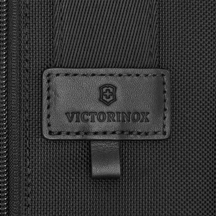 Produktbild Victorinox Mythic, Deluxe Backpack, Black