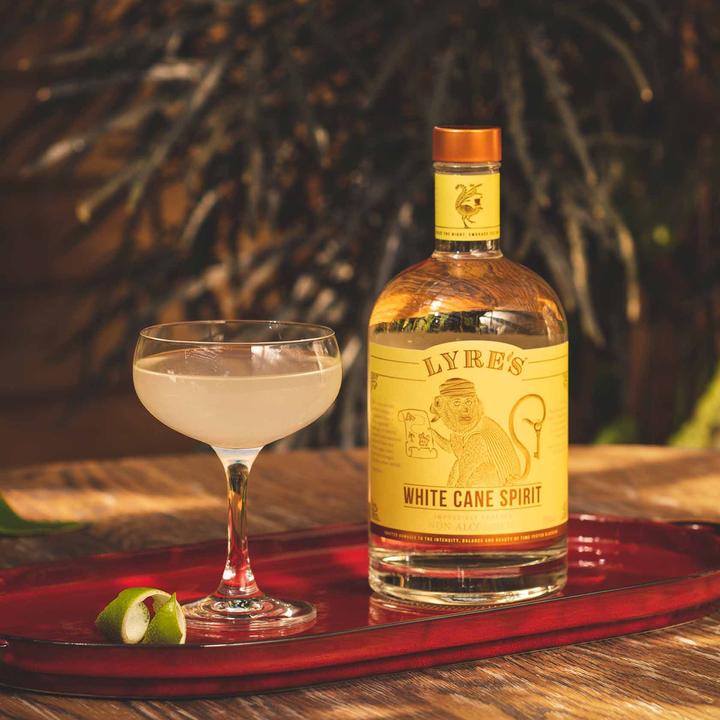 Actual product image Lyre's White Cane Spirit (1 x 70 cl)