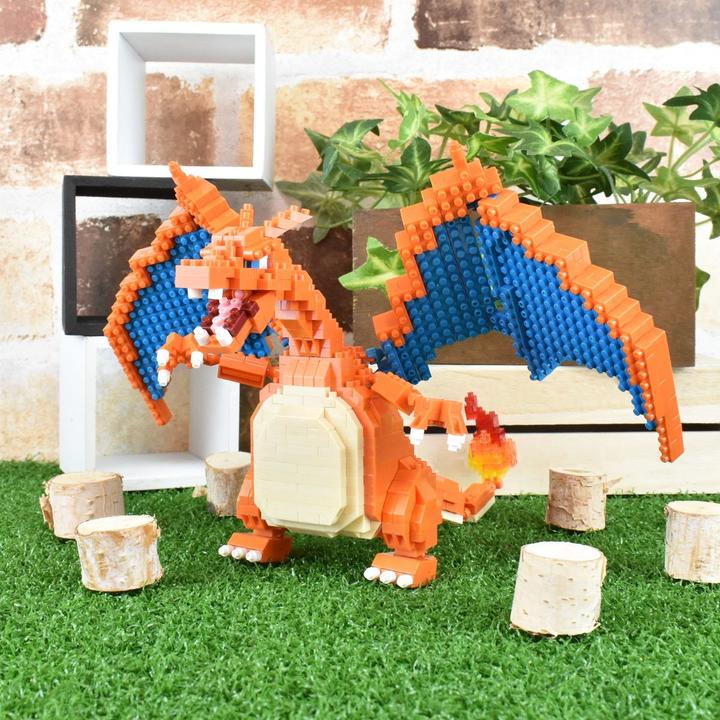 Image du produit Nanoblock Pokémon Charizard Édition Deluxe