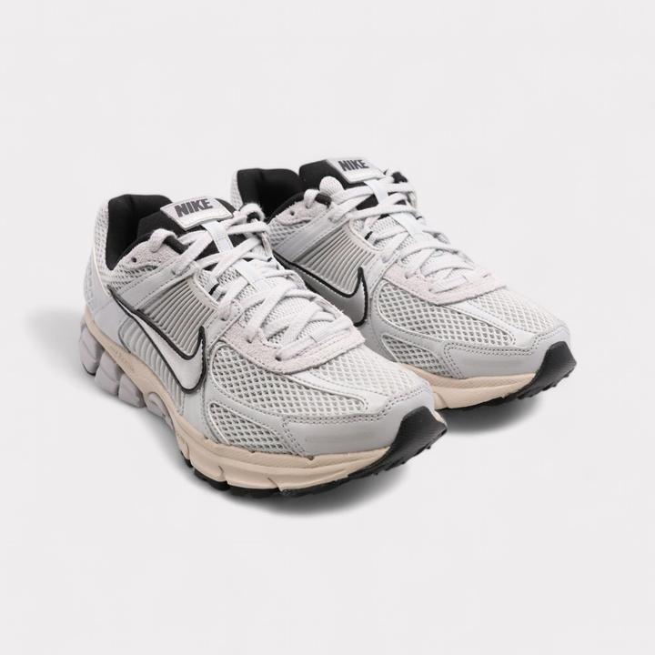 Produktbild Nike Zoom Vomero 5 (40.5)