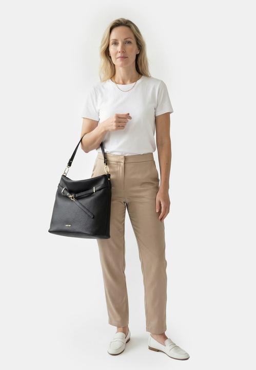 Immagine prodotto Suri Frey SFY Bailey SC Schultertasche 32 cm