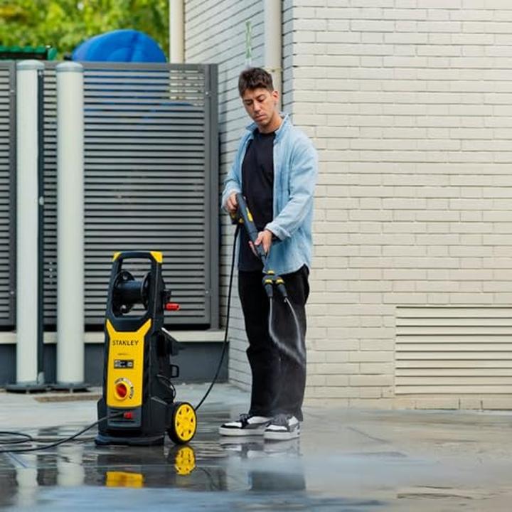 Actual product image Stanley SXPW25DTS-E High-pressure cleaner (2500 W 150 bar 810 l/h) | 2500 W | 150 bar | 810 l/h (Electrical connection)
