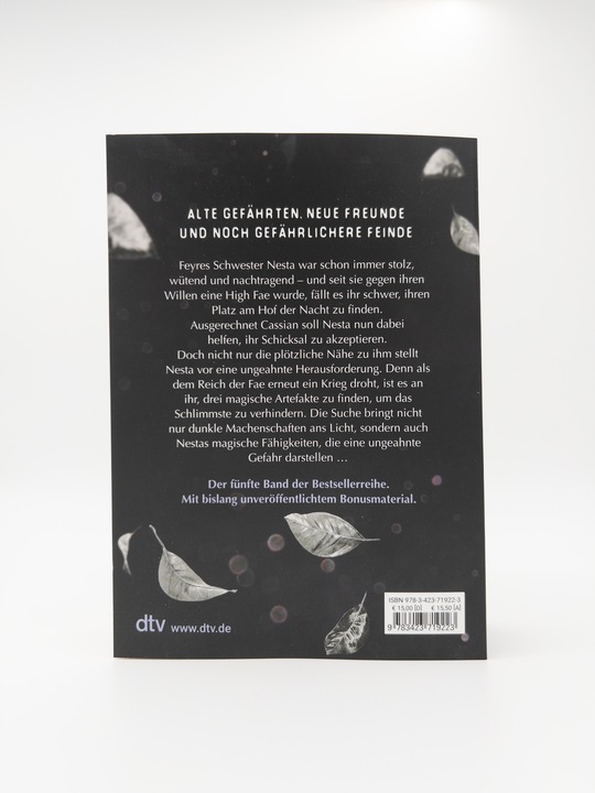 Actual product image Das Reich der sieben Höfe – Silbernes Feuer (German, Sarah J. Meuse, Heinrich Koop, Franca Fritz, 2023)