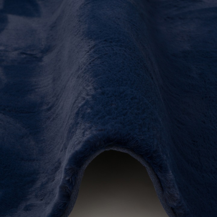 Actual product image Pergamon Luxus Super Soft Fellteppich Plush (70 x 140 cm)