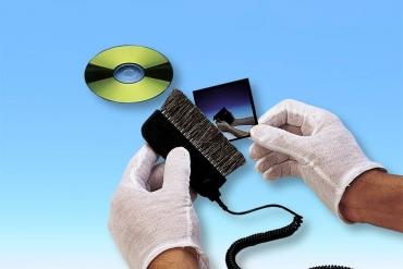 Immagine prodotto Kaiser Fototechnik Kinetronics Static-Wisk SW-101 spazzola antistatica con cavo di terra (Utensili da laboratorio)