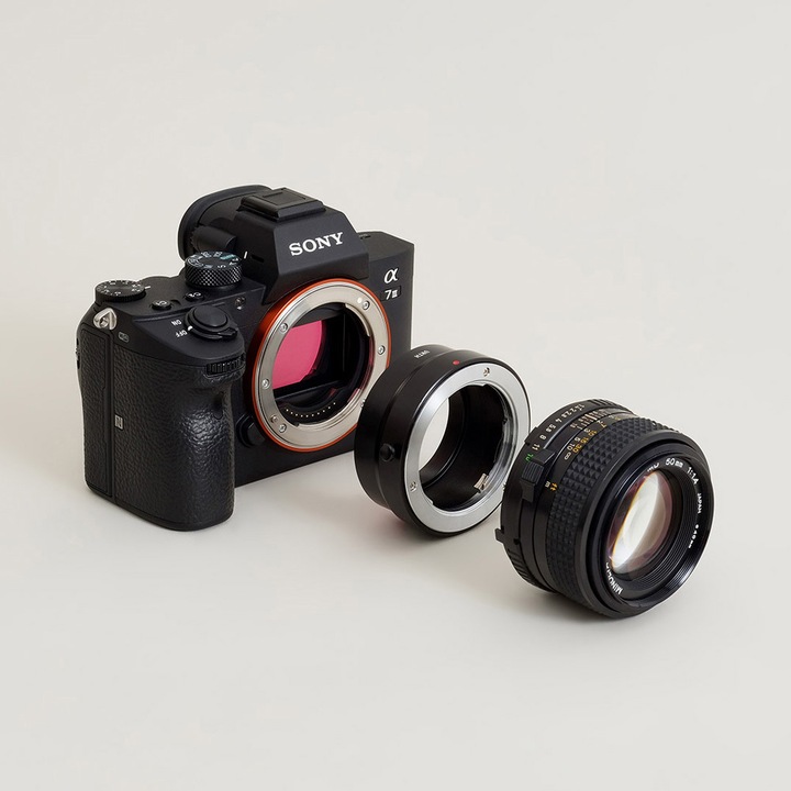 Actual product image Urth Lens Mount Adapter Minolta Rokkor (SR / MD / MC) to Sony E