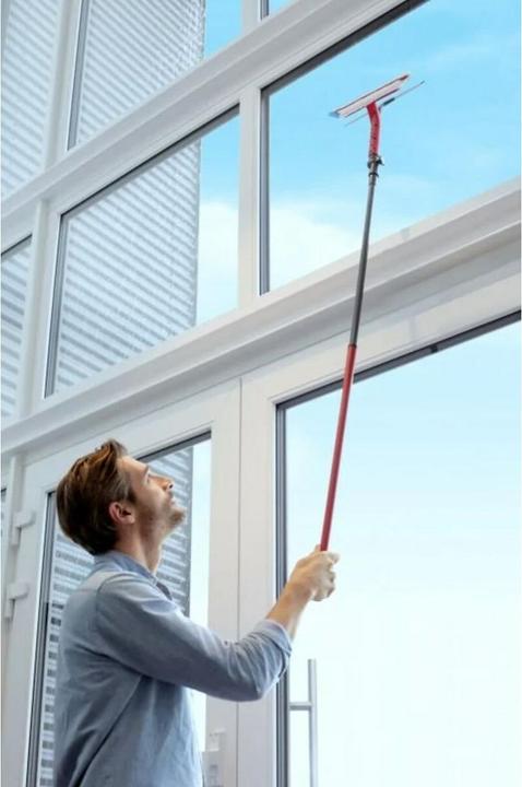 Actual product image Vileda Brush, for windows, with telescopic handle (1 pcs.)