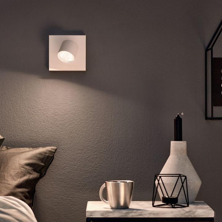 Actual product image Philips Spot Star (500 lm)