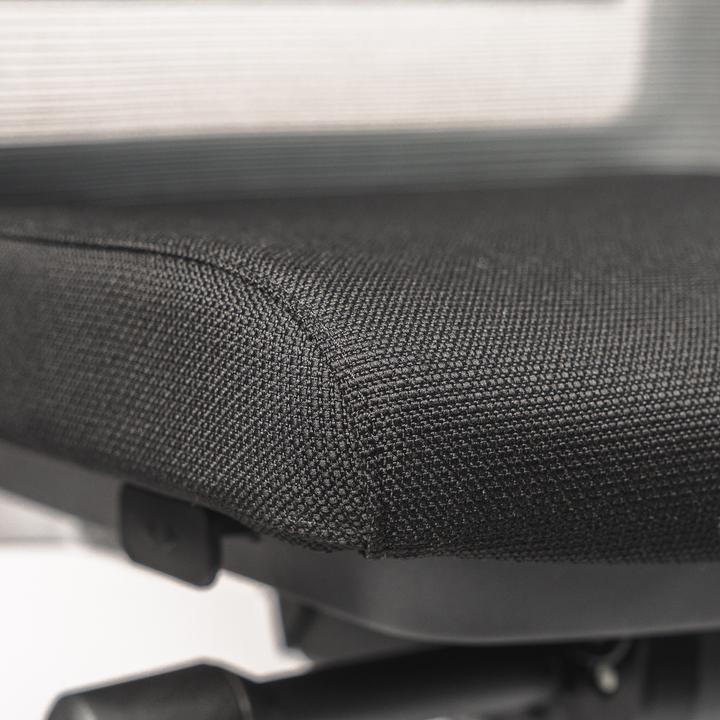 Actual product image ofinto Active (44 - 54 cm)