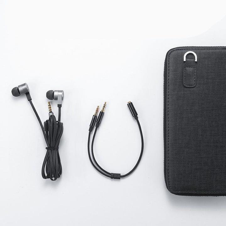 Actual product image Ugreen Microphone and headphone Y splitter 3.5 mm jack (0.20 m, 3.5mm jack (AUX))