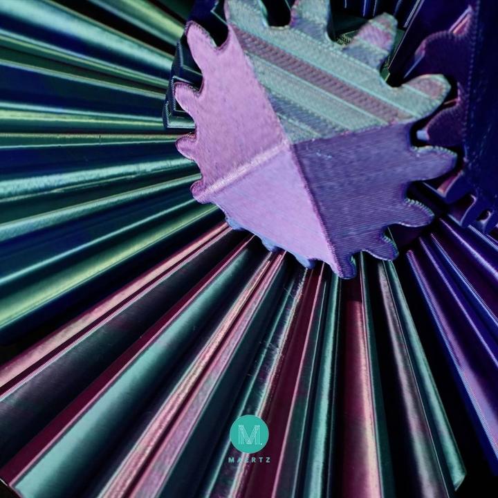 Produktbild Maertz PMMA-1022-001 PMMA-1022-001 Filament PLA-Seide Seidig glänzend 1.75 mm 10 (PLA, 1.75 mm, 1000 g, Violett, Grün, Blau)