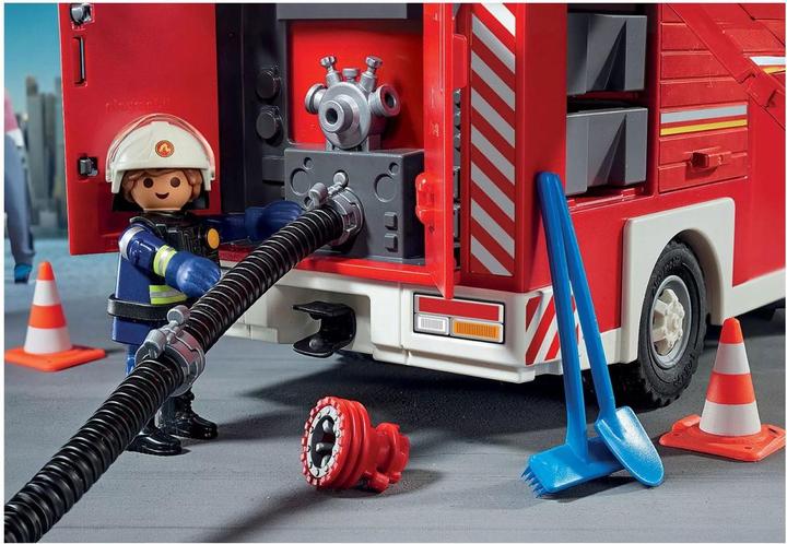 Actual product image Playmobil Fire brigade mega set (71603, Playmobil City Action)