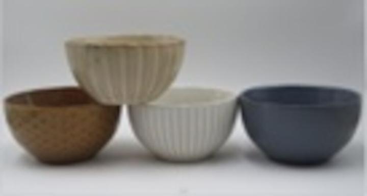 Actual product image Edco Bowl 4as react. glaze white M (1x)