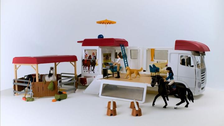 Immagine prodotto Schleich Box per cavalli