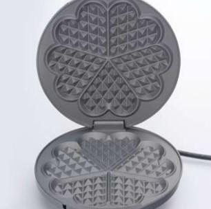 Produktbild Cloer 1625. Breite: 240 mm, Tiefe: 185 mm, Höhe: 100 mm. Leistung: 930 W. Material: Metall