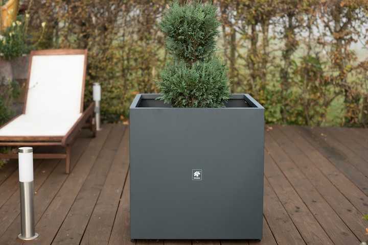 Produktbild Herstera Metal Planter Cube (70 cm)