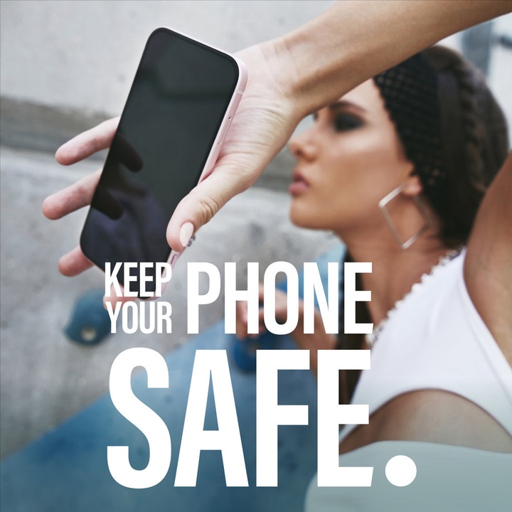 Actual product image PanzerGlass Safe. (1 Piece, Apple iPhone 16 Pro)