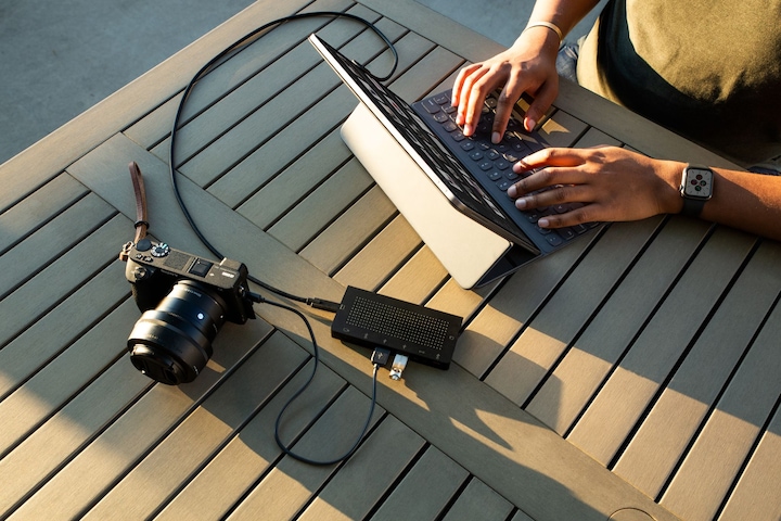 Produktbild TwelveSouth StayGo (USB-C, 8 Ports)