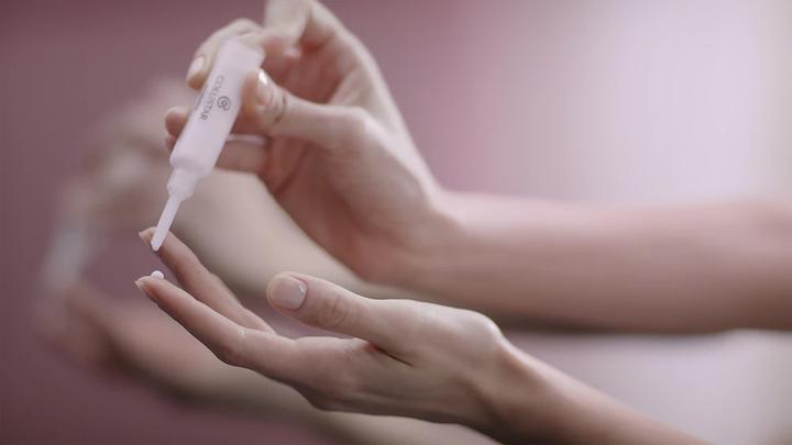 Actual product image Collistar COMPARATIVE ADOLESCENT CONCENTRATE 2 ampoules x 10 ml (20 ml)