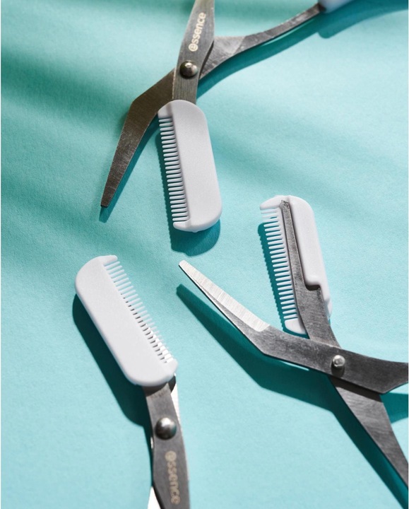 Image du produit essence Ciseaux à sourcils et Comb