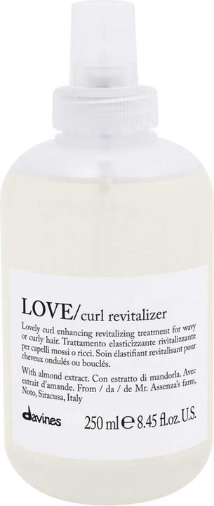Produktbild Davines Essential Haircare - LOVE Curl Revitalizer (250 ml)