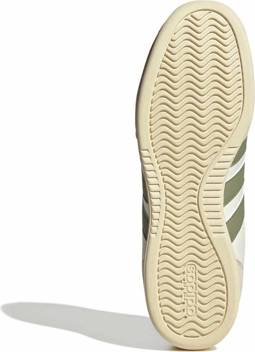 Image du produit Adidas Women's Barreda Lo (42)