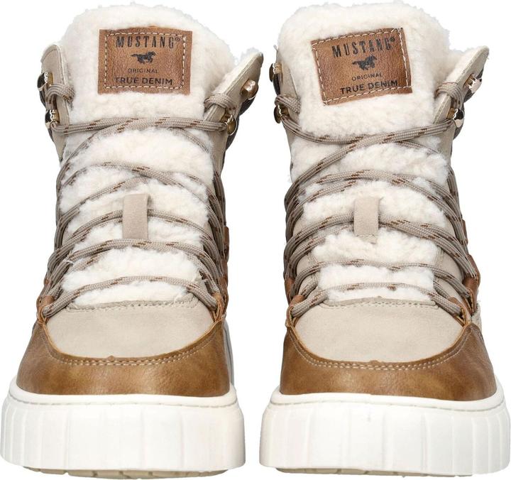Actual product image Mustang Sneaker (38)