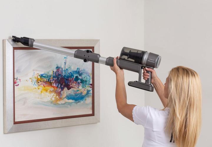 Image du produit Hisense HVC6464A Aspirateur sans fil noir sans sac