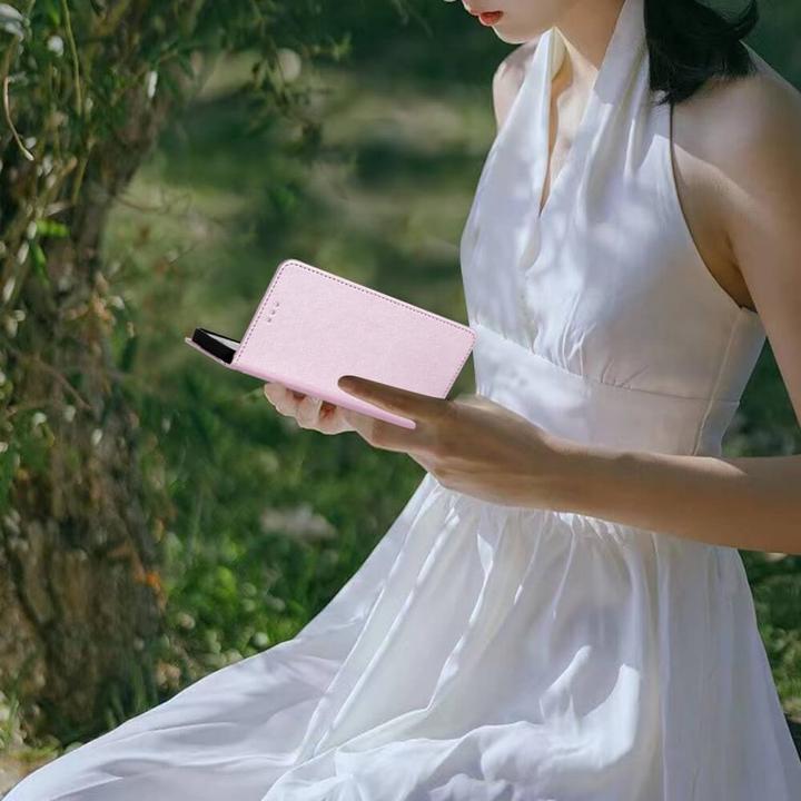 Produktbild Cover-Discount iPhone 16 Plus - Silk Texture Etui Hülle (Apple iPhone 16 Plus)