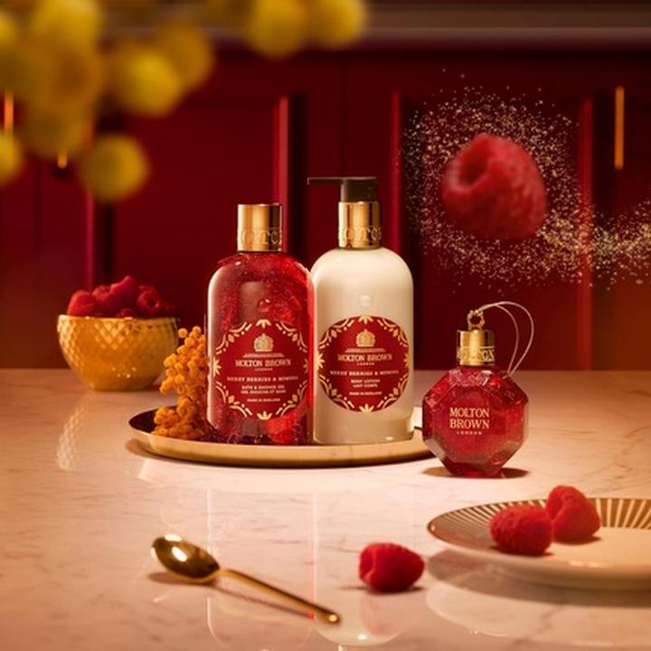 Produktbild Molton Brown Merry Berries & Mimosa Body Lotion (Körperlotion, 300 ml)