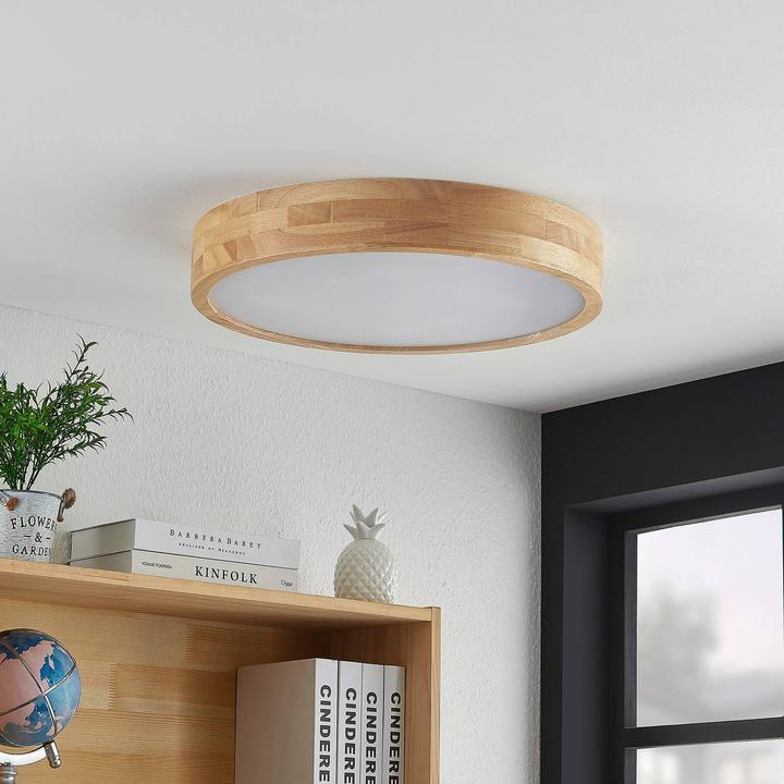 Actual product image Lindby Tanju ceiling light, oak wood Ø 50 cm (E27)