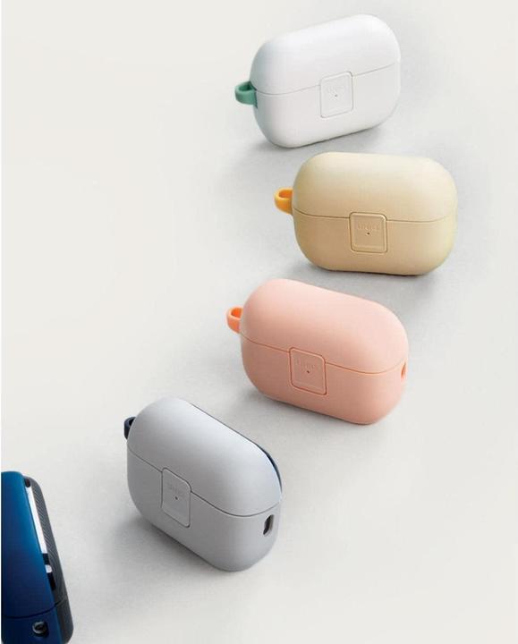 Actual product image Uniq etui Clyde Lock Case AirPods Pro 2 (2022/2023) pudroworóżowy-różowy/light pink-crepe pink (Headphone bag)