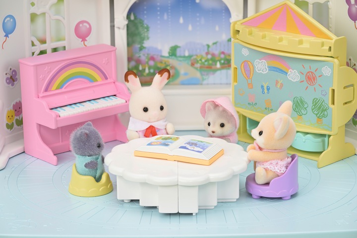 Produktbild Sylvanian Families Erlebniskindergarten “Sonnenschloss”
