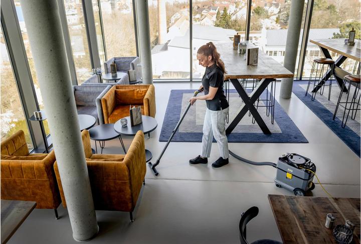 Produktbild Kärcher Professional Trockensauger T 15/1 Adv (Trockensauger)