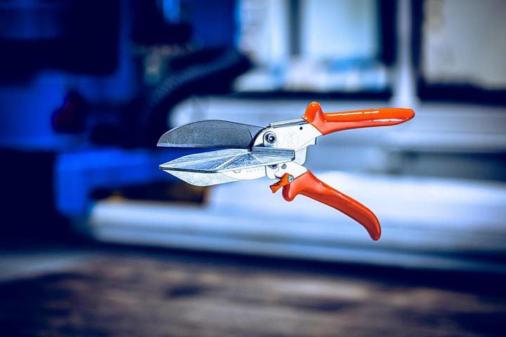 Produktbild Löwe Gehrungsschere 3.304/HÜ (245 mm)