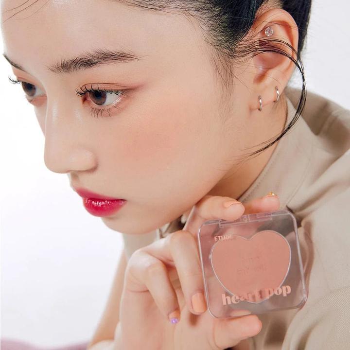 Actual product image Etude House Heart Pop Blusher (Squeeze Berry)