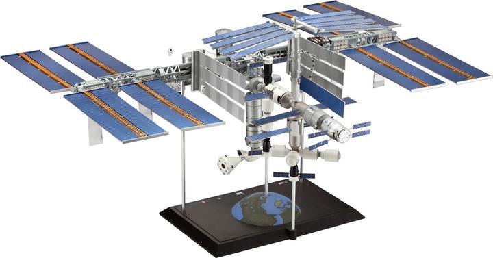 Actual product image Revell Space Station