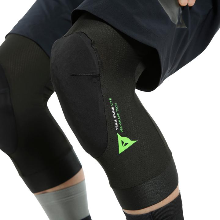 Actual product image Dainese Trail Skins Lite knee protector (XL, Knee pad, Unique specimen)