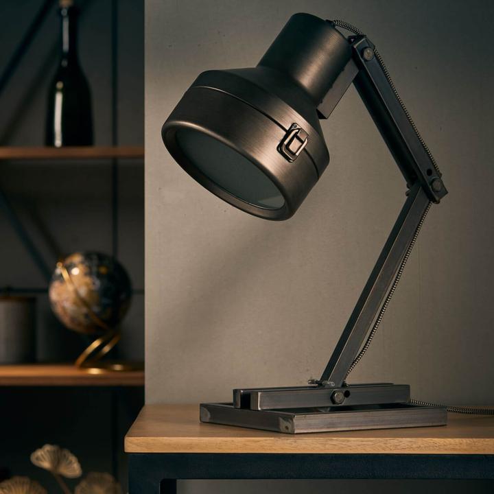 Actual product image Brilliant Hardwork (E27)