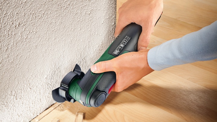 Produktbild Bosch Home & Garden UniversalMulti 12